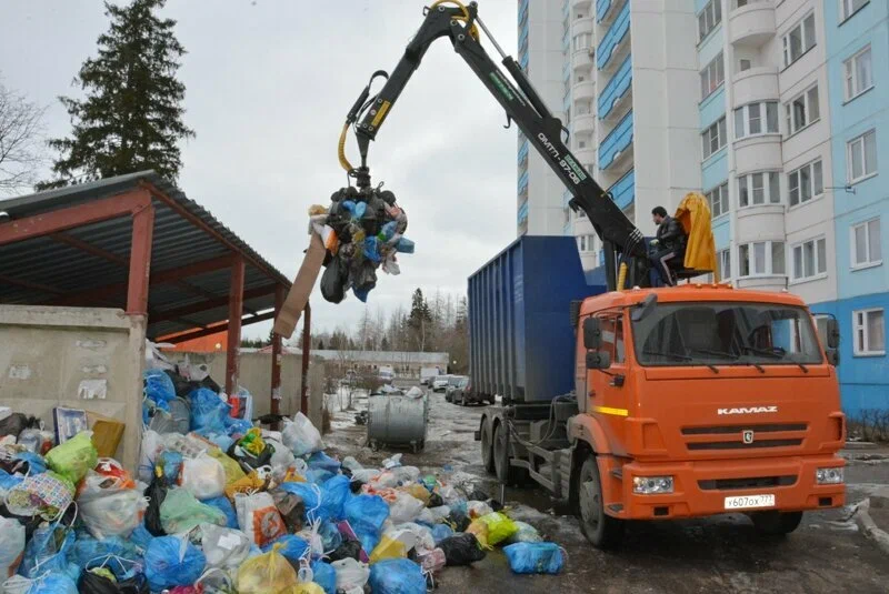 Вывоз бытового мусора в Чусовой с погрузкой в октябре