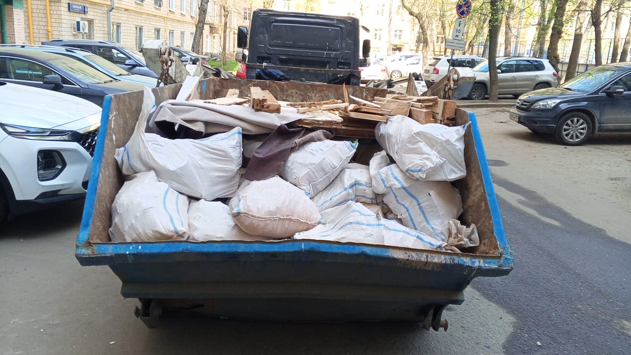 Вывоз мусора из магазина в Чусовой в октябре