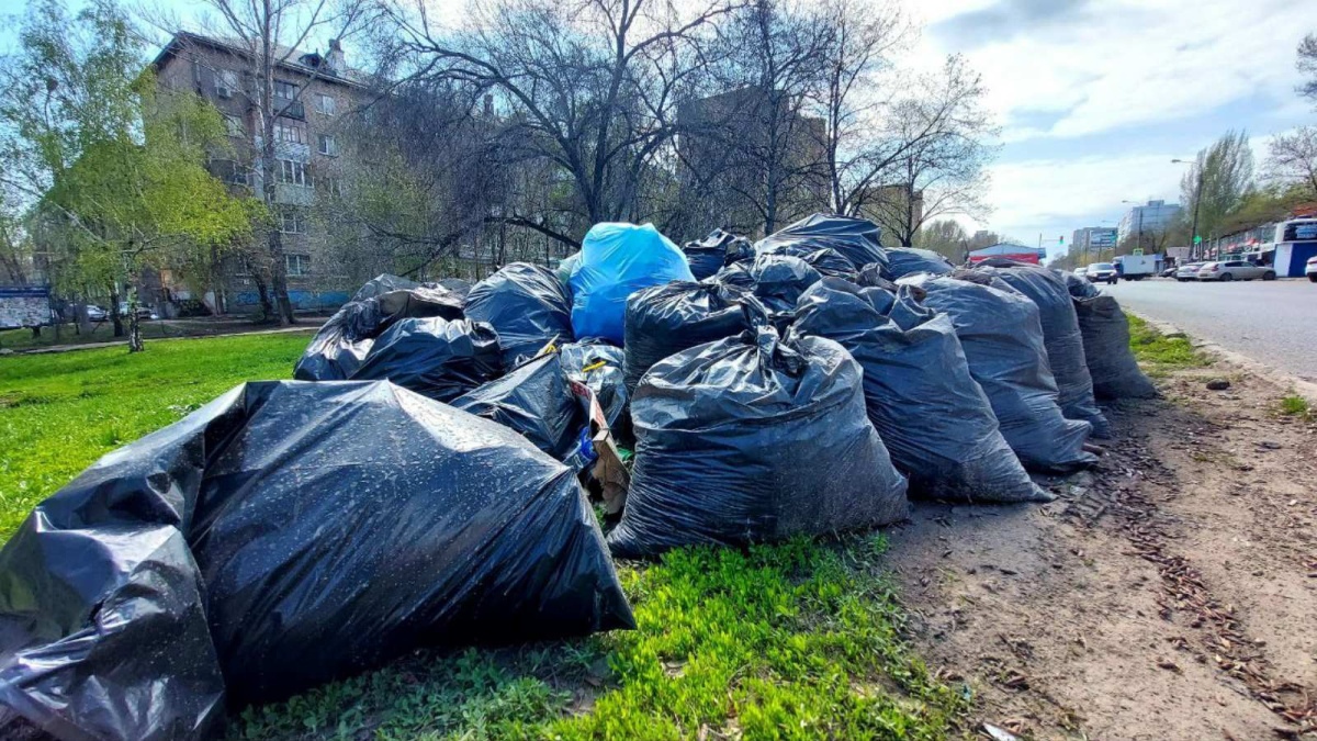 Вывоз и утилизация мусора после субботника в Чусовой в октябре
