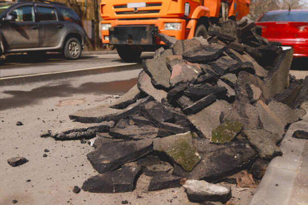 Вывоз асфальтового скола с утилизацией в Чусовой в октябре