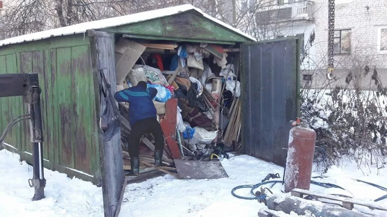Вывоз мусора из гаража с гарантией чистоты в Чусовой в октябре